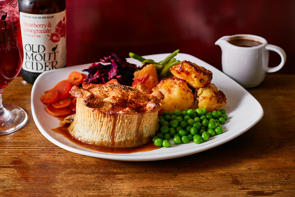 Roast mushroom & pale ale pie